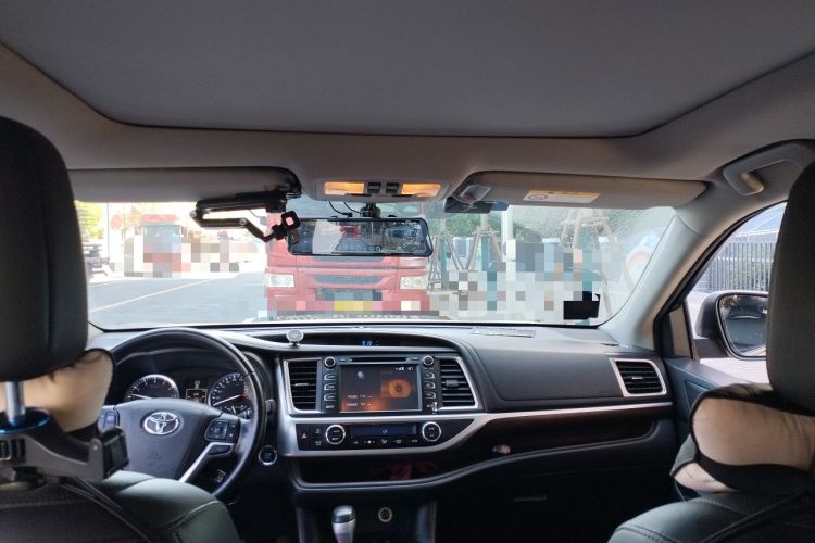 Used Toyota Highlander 2015 2.0T Four-Wheel Drive Ultimate Edition 7-Seater Headliner
