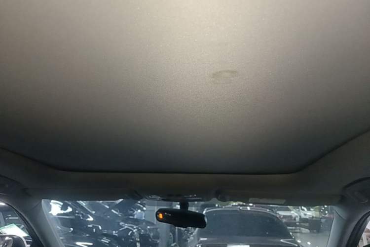 Used Toyota Highlander 2015 2.0T Four-Wheel Drive Ultimate Edition 7-Seater Headliner