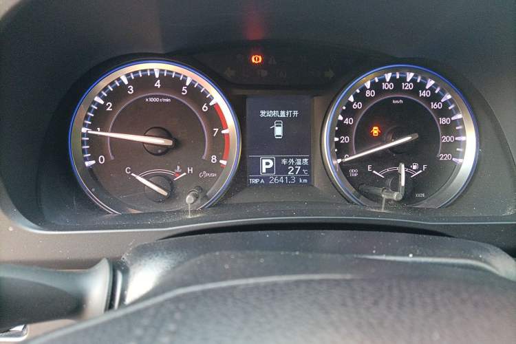 Used Toyota Highlander 2015 2.0T Four-Wheel Drive Luxury Edition 7-Seater Instrument Cluster
