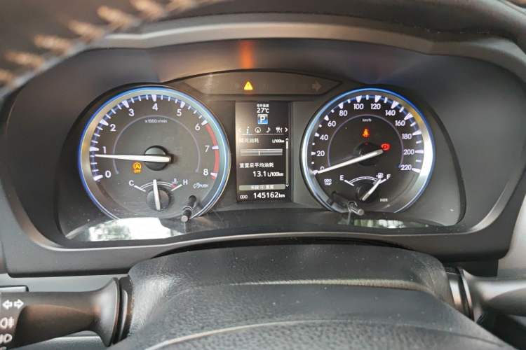 Used Toyota Highlander 2015 2.0T Four-Wheel Drive Ultimate Edition 7-Seater Instrument Cluster