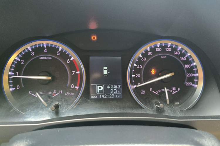 Used Toyota Highlander 2015 2.0T Two-Wheel Drive Luxury Edition 7 Seats Instrument Cluster