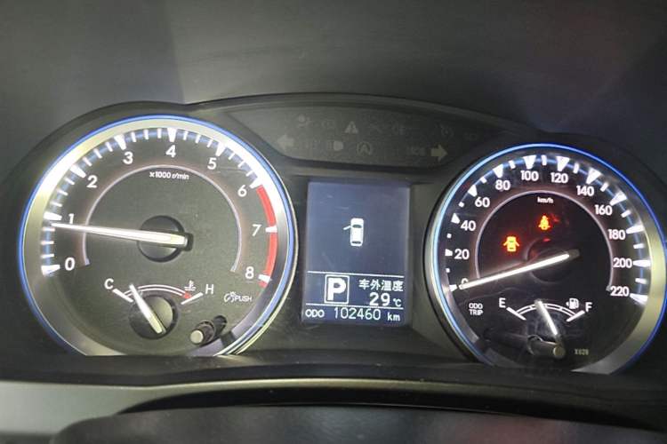 Used Toyota Highlander 2015 2.0T Four-Wheel Drive Luxury Edition 7-Seater Instrument Cluster