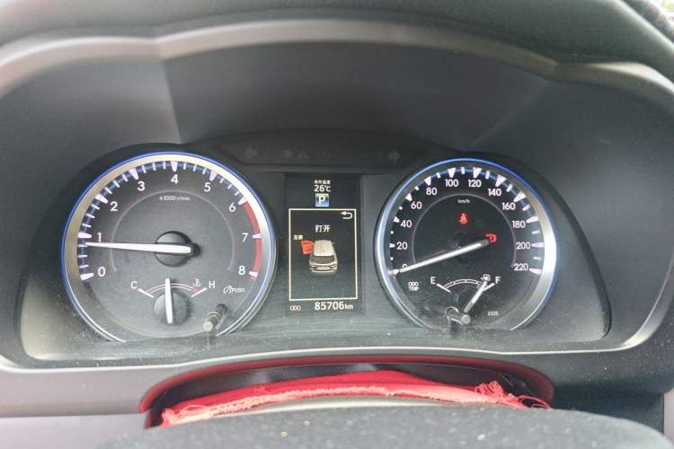 Used Toyota Highlander 2015 2.0T Four-Wheel Drive Ultimate Edition 7-Seater Instrument Cluster