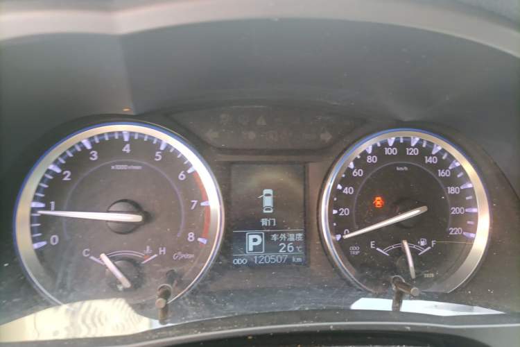 Used Toyota Highlander 2015 2.0T Four-Wheel Drive Luxury Edition 7-Seater Instrument Cluster