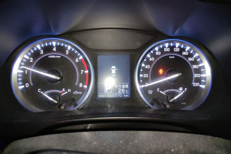Used Toyota Highlander 2015 2.0T Four-Wheel Drive Luxury Edition 7-Seater Instrument Cluster