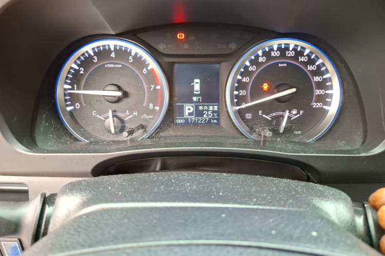 Used Toyota Highlander 2015 2.0T Two-Wheel Drive Luxury Edition 7 Seats Instrument Cluster