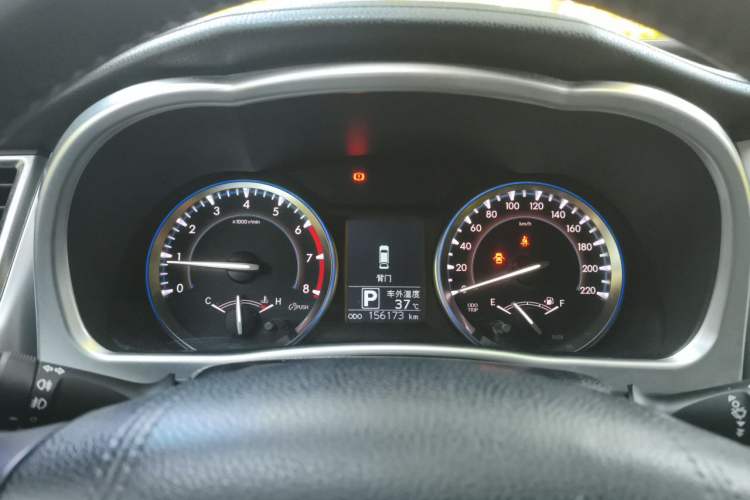 Used Toyota Highlander 2015 2.0T Four-Wheel Drive Luxury Edition 7-Seater Instrument Cluster