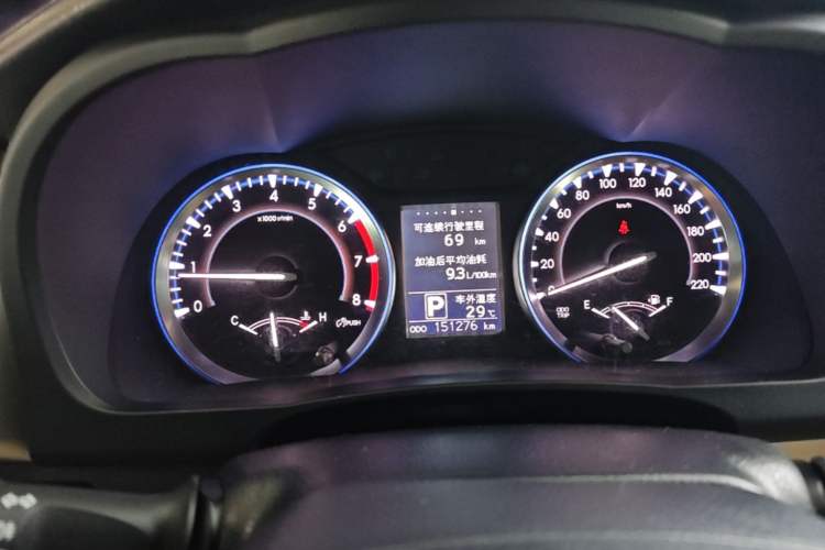Used Toyota Highlander 2015 2.0T Four-Wheel Drive Luxury Edition 7-Seater Instrument Cluster