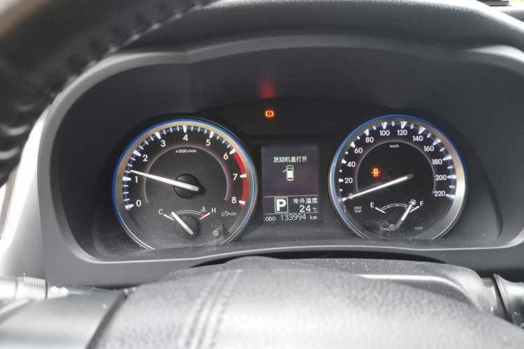 Used Toyota Highlander 2015 2.0T Four-Wheel Drive Luxury Edition 7-Seater Instrument Cluster