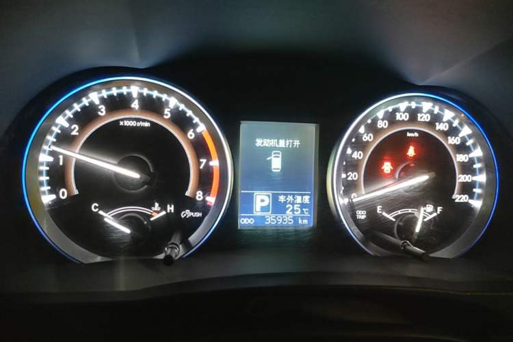 Used Toyota Highlander 2015 2.0T Four-Wheel Drive Luxury Edition 7-Seater Instrument Cluster
