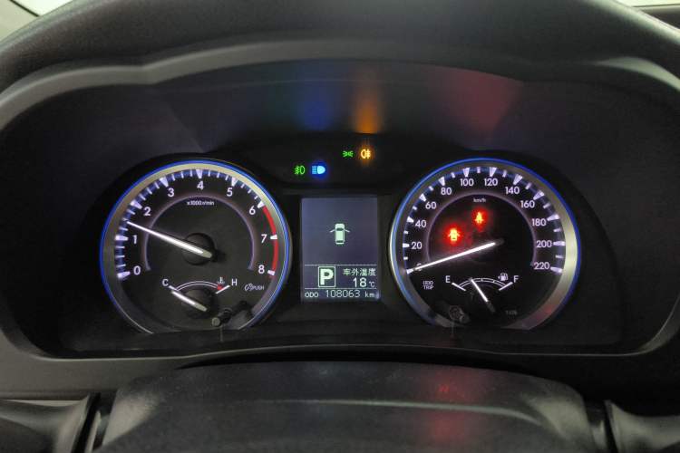 Used Toyota Highlander 2015 2.0T Four-Wheel Drive Luxury Edition 7-Seater Instrument Cluster