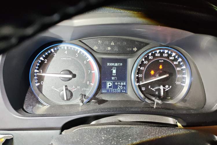 Used Toyota Highlander 2015 2.0T Four-Wheel Drive Luxury Edition 7-Seater Instrument Cluster