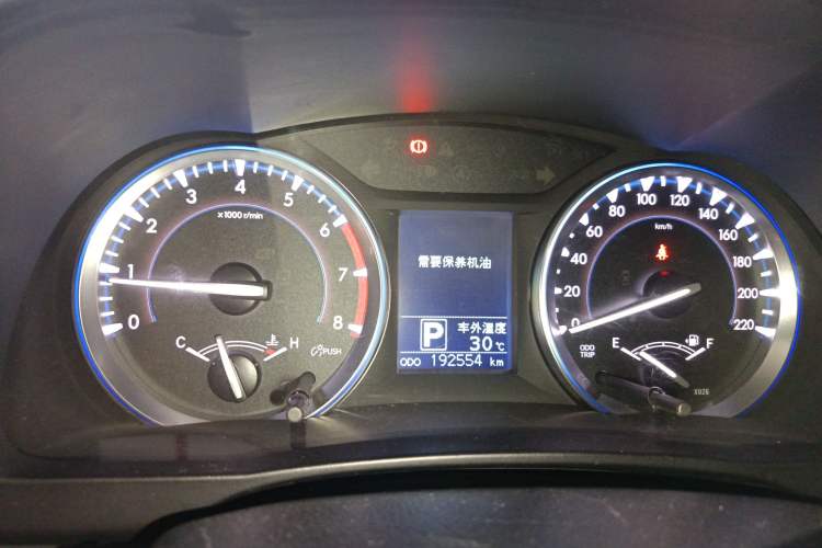 Used Toyota Highlander 2015 2.0T Four-Wheel Drive Luxury Edition 7-Seater Instrument Cluster
