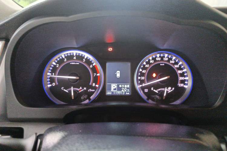 Used Toyota Highlander 2015 2.0T Four-Wheel Drive Luxury Edition 7-Seater Instrument Cluster