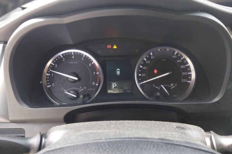 Used Toyota Highlander 2015 2.0T Four-Wheel Drive Luxury Edition 7-Seater Instrument Cluster