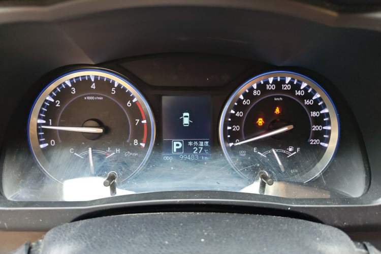 Used Toyota Highlander 2015 2.0T Four-Wheel Drive Luxury Edition 7-Seater Instrument Cluster