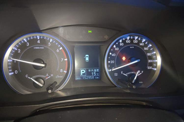 Used Toyota Highlander 2015 2.0T Four-Wheel Drive Luxury Edition 7-Seater Instrument Cluster