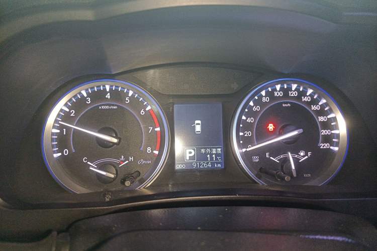 Used Toyota Highlander 2015 2.0T Four-Wheel Drive Luxury Edition 7-Seater Instrument Cluster