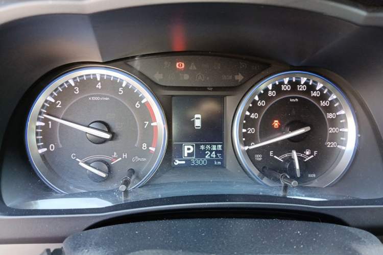 Used Toyota Highlander 2015 2.0T Four-Wheel Drive Luxury Edition 7-Seater Instrument Cluster