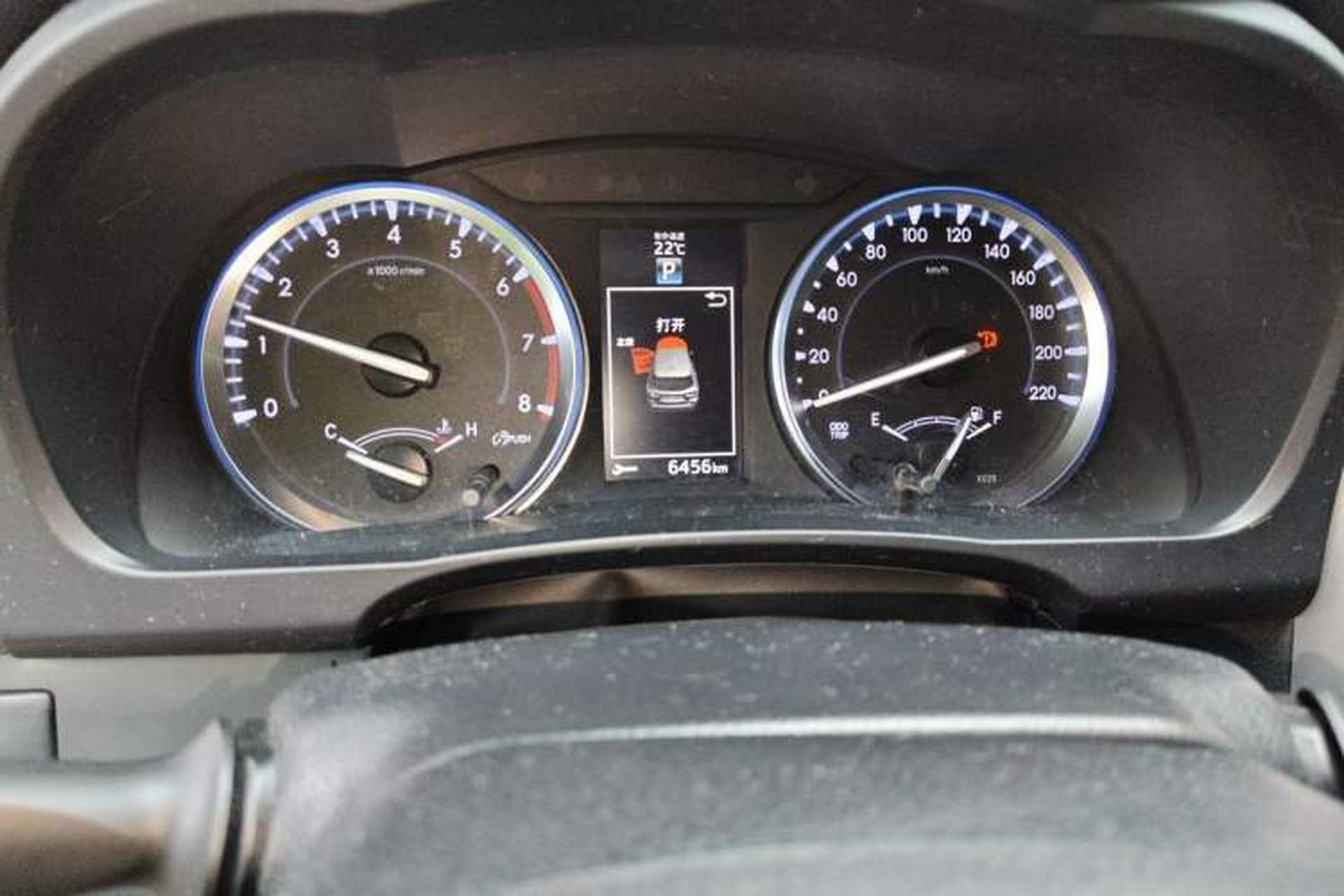 Used Toyota Highlander 2015 2.0T Four-Wheel Drive Ultimate Edition 7-Seater Instrument Cluster