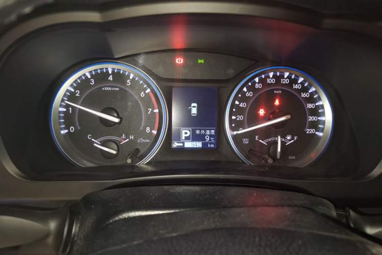 Used Toyota Highlander 2015 2.0T Four-Wheel Drive Luxury Edition 7-Seater Instrument Cluster