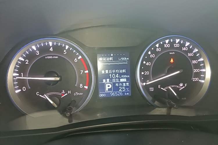 Used Toyota Highlander 2015 2.0T Four-Wheel Drive Luxury Edition 7-Seater Instrument Cluster