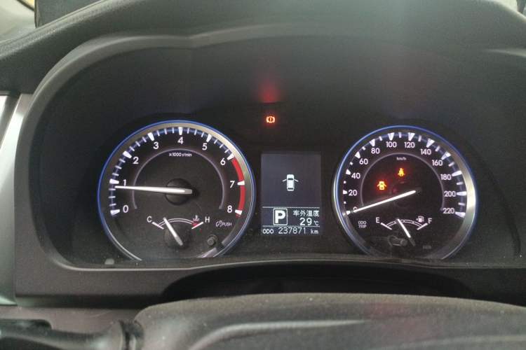 Used Toyota Highlander 2015 2.0T Four-Wheel Drive Luxury Edition 7-Seater Instrument Cluster