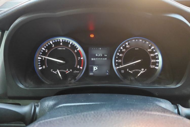 Used Toyota Highlander 2015 2.0T Four-Wheel Drive Luxury Edition 7-Seater Instrument Cluster