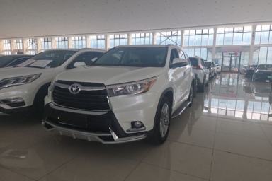 Used Toyota Highlander 2015 2.0T Four-Wheel Drive Luxury Edition 7-Seater