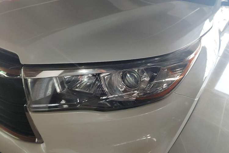 Used Toyota Highlander 2015 2.0T Four-Wheel Drive Luxury Edition 7-Seater Left Front Headlight