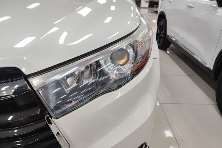 Used Toyota Highlander 2015 2.0T Four-Wheel Drive Luxury Edition 7-Seater Left Front Headlight