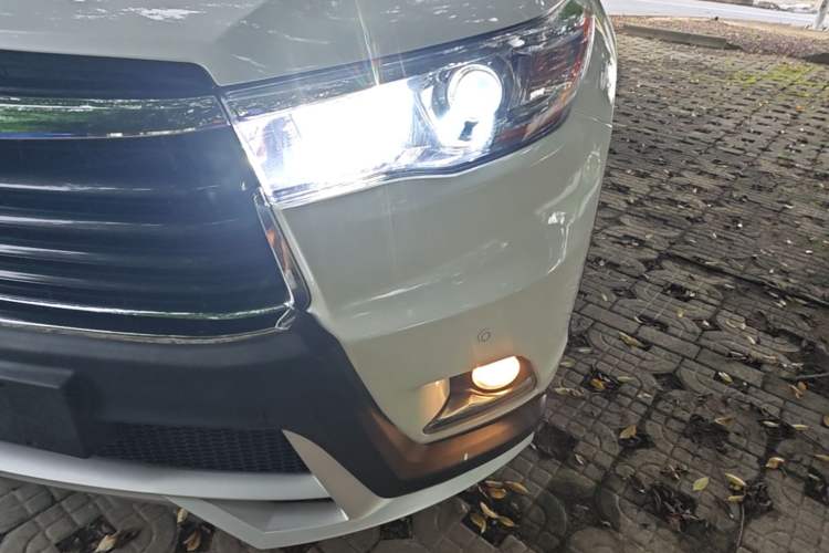 Used Toyota Highlander 2015 2.0T Four-Wheel Drive Luxury Edition 7-Seater Left Front Headlight