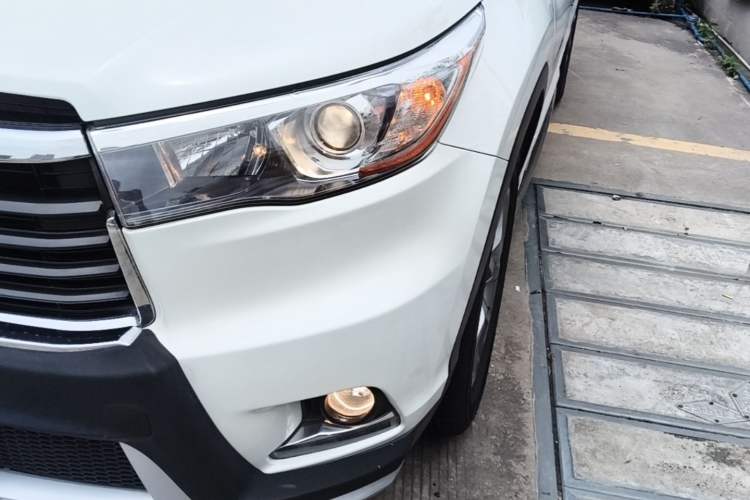 Used Toyota Highlander 2015 2.0T Four-Wheel Drive Luxury Edition 7-Seater Left Front Headlight