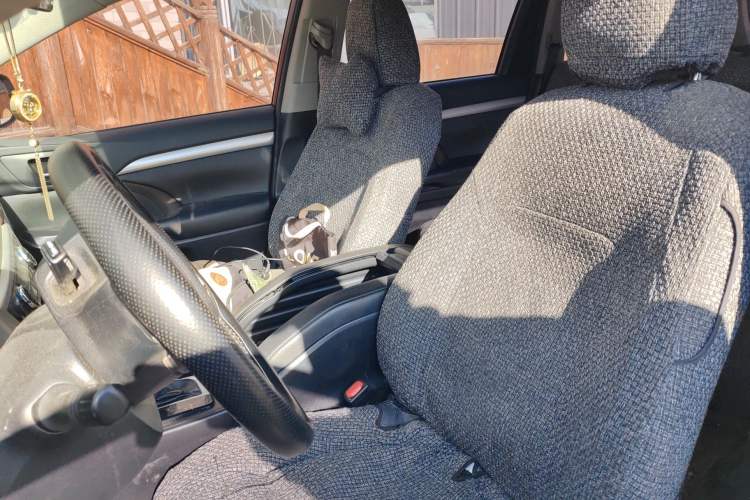 Used Toyota Highlander 2015 2.0T Four-Wheel Drive Luxury Edition 7-Seater Left Front Seat