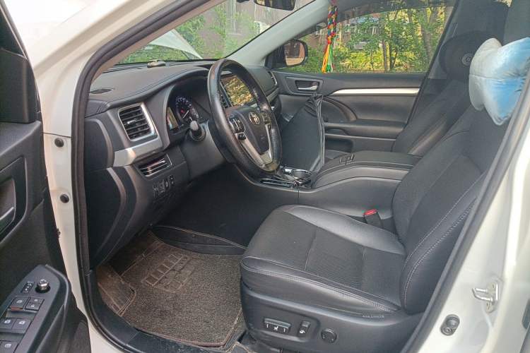 Used Toyota Highlander 2015 2.0T Four-Wheel Drive Luxury Edition 7-Seater Left Front Seat