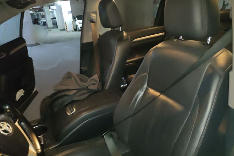 Used Toyota Highlander 2015 2.0T Four-Wheel Drive Luxury Edition 7-Seater Left Front Seat