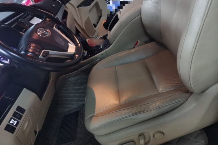 Used Toyota Highlander 2015 2.0T Four-Wheel Drive Luxury Edition 7-Seater Left Front Seat