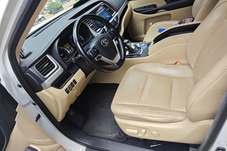 Used Toyota Highlander 2015 2.0T Four-Wheel Drive Luxury Edition 7-Seater Left Front Seat