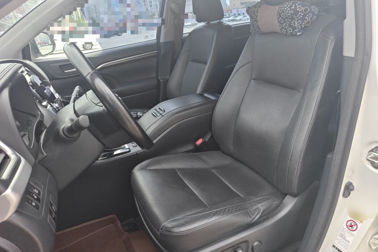 Used Toyota Highlander 2015 2.0T Four-Wheel Drive Ultimate Edition 7-Seater Left Front Seat