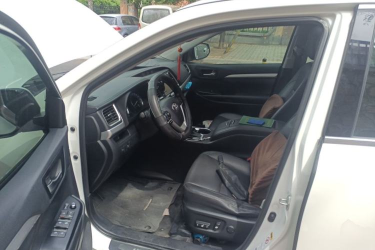 Used Toyota Highlander 2015 2.0T Four-Wheel Drive Luxury Edition 7-Seater Left Front Seat