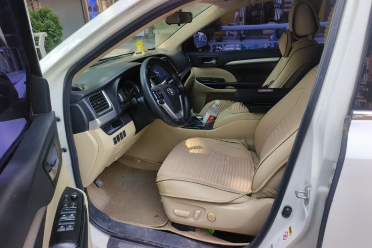 Used Toyota Highlander 2015 2.0T Four-Wheel Drive Luxury Edition 7-Seater Left Front Seat