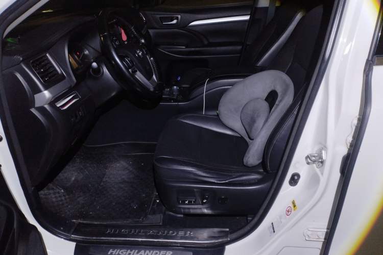 Used Toyota Highlander 2015 2.0T Four-Wheel Drive Luxury Edition 7-Seater Left Front Seat