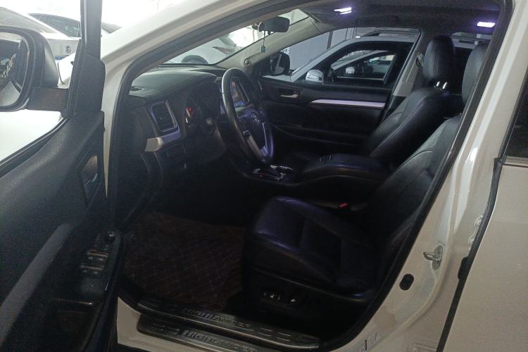 Used Toyota Highlander 2015 2.0T Four-Wheel Drive Luxury Edition 7-Seater Left Front Seat