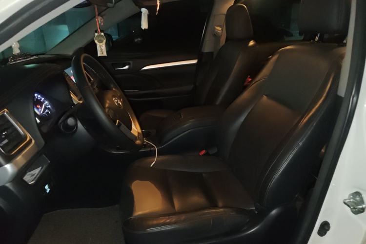 Used Toyota Highlander 2015 2.0T Four-Wheel Drive Luxury Edition 7-Seater Left Front Seat