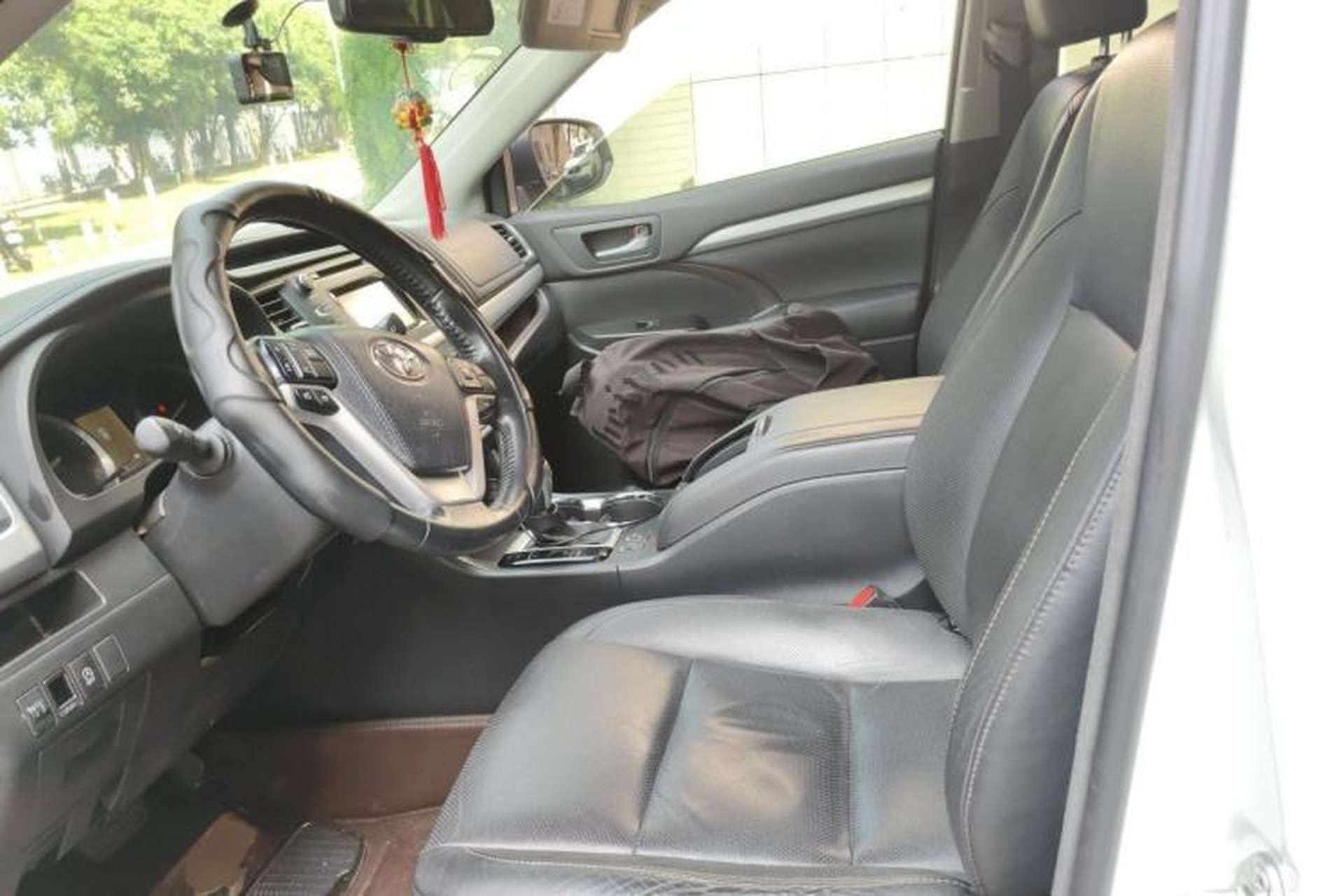 Used Toyota Highlander 2015 2.0T Four-Wheel Drive Luxury Edition 7-Seater Left Front Seat