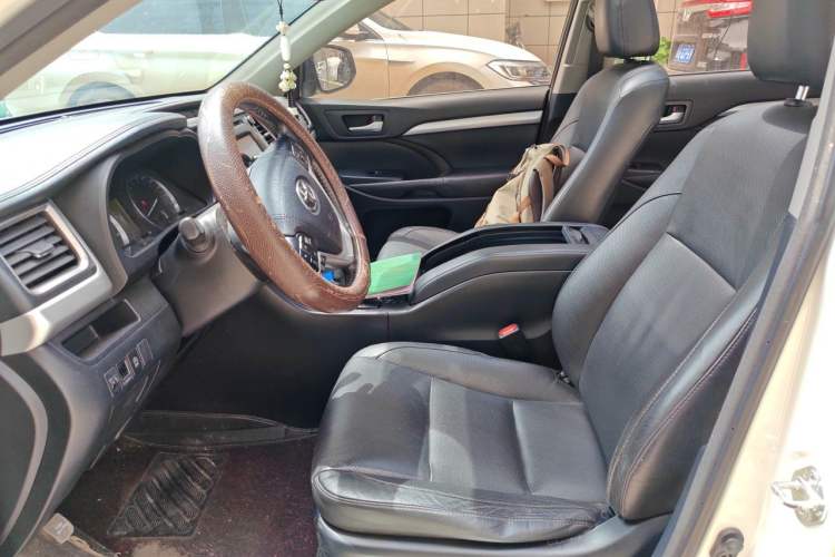 Used Toyota Highlander 2015 2.0T Four-Wheel Drive Luxury Edition 7-Seater Left Front Seat