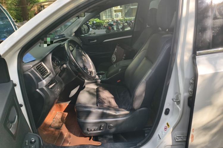 Used Toyota Highlander 2015 2.0T Four-Wheel Drive Luxury Edition 7-Seater Left Front Seat