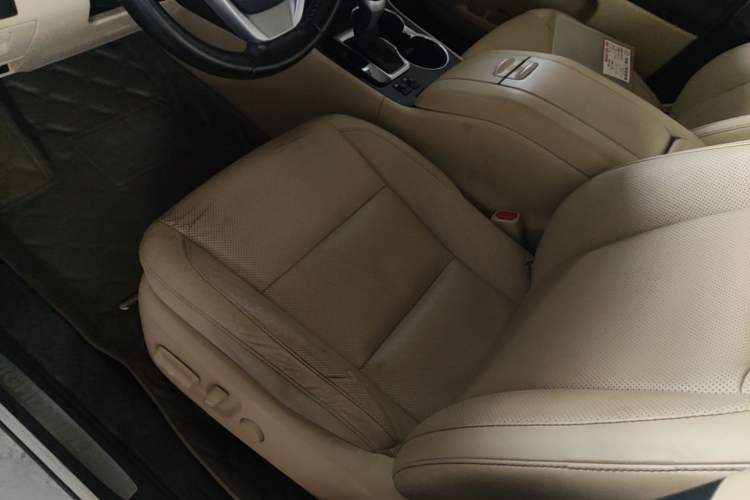 Used Toyota Highlander 2015 2.0T Four-Wheel Drive Luxury Edition 7-Seater Left Front Seat