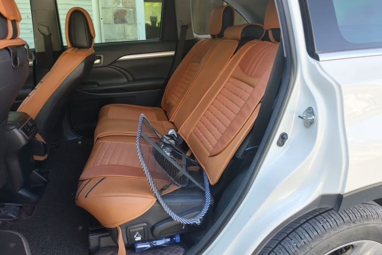 Used Toyota Highlander 2015 2.0T Four-Wheel Drive Luxury Edition 7-Seater Left Rear Seat