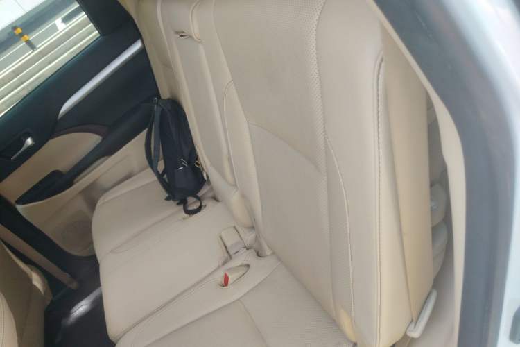 Used Toyota Highlander 2015 2.0T Four-Wheel Drive Luxury Edition 7-Seater Left Rear Seat